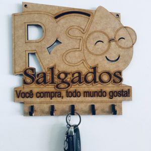 PORTA CHAVES PERSONALIZADO RÊ SALGADOS